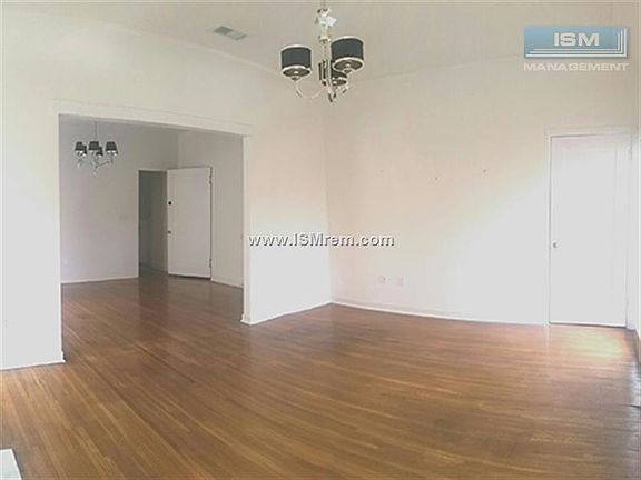 5th image of 347 N Stanley Ave #347