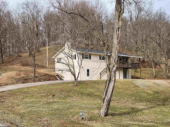 4th image of 66 Whaley Ln