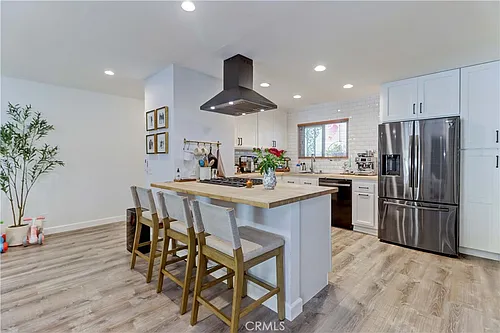 2400 Elden Ave #21 Photo 1