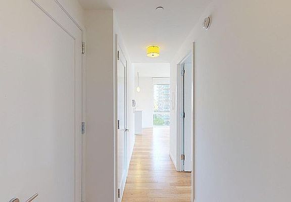 5th image of 805 Columbus Ave APT 9A