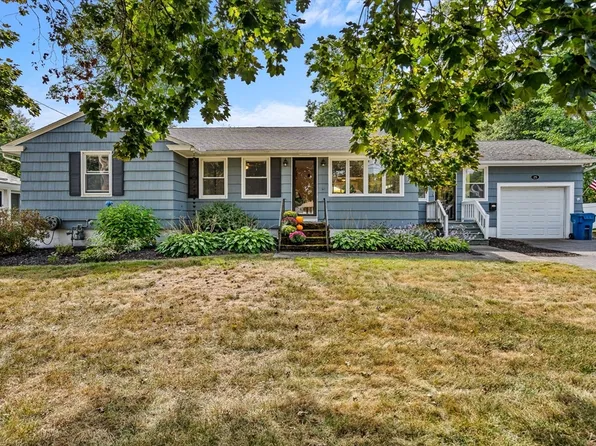 25 Cyr Dr, Lawrence, MA 01843