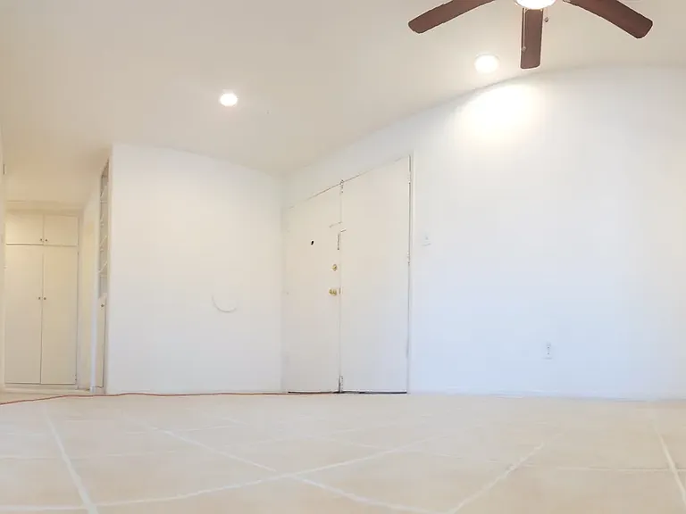 Cascade Pointe — Photo 18