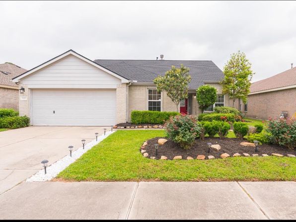 3223 Legends Creek Dr