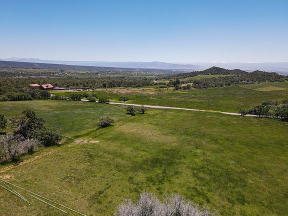 3rd image of 22043 Uintah Rd