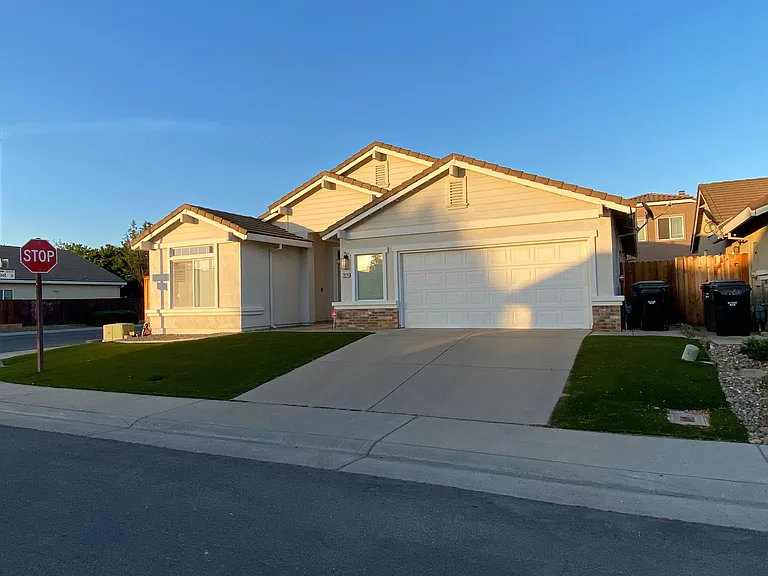 Corner lot home