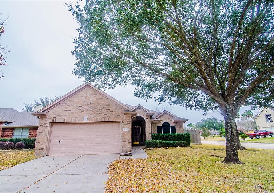 1st image of 14926 Lindenbrook Ln
