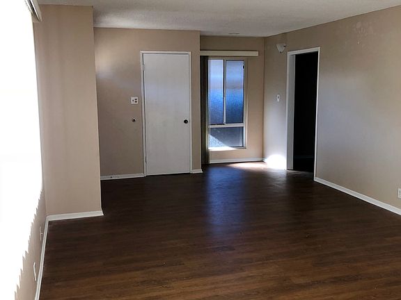 4th image of 801 Ivywood Dr