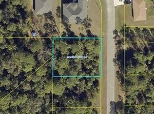 8060 Sherwood Cir, Labelle, FL 33935