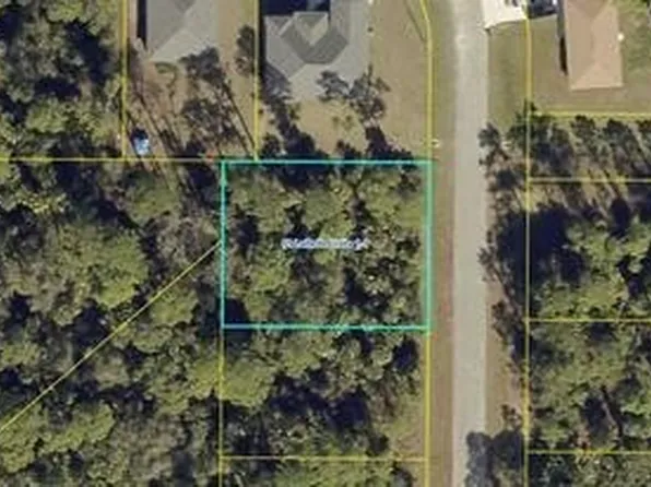 8060 Sherwood Cir, Labelle, FL 33935