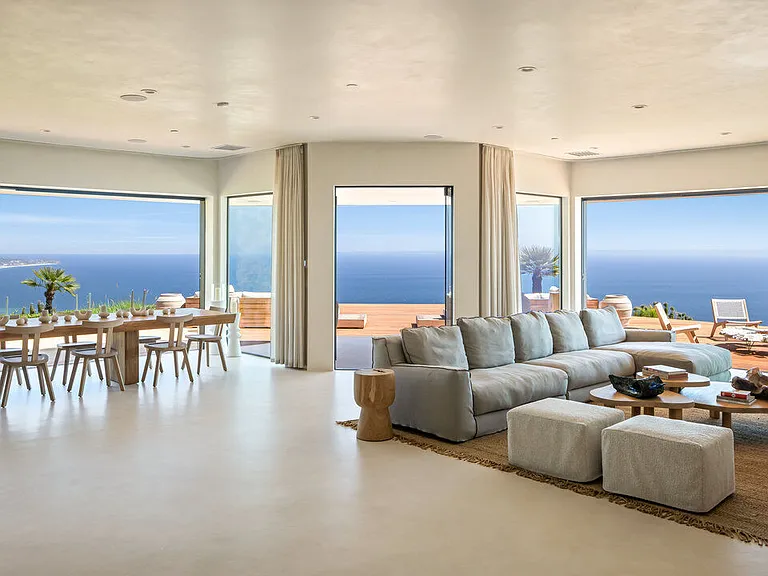 4310 Encinal Canyon Rd — Photo 3