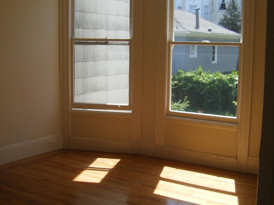1st image of 433 Frederick St