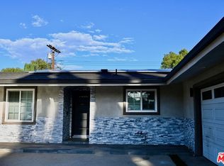 9716 Casaba Ave, Chatsworth, CA 91311