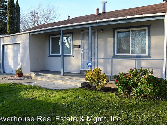 2nd image of 106 Haven Ct