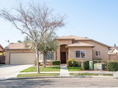 837 W Kristen Ct, Farmersville, CA, 93223