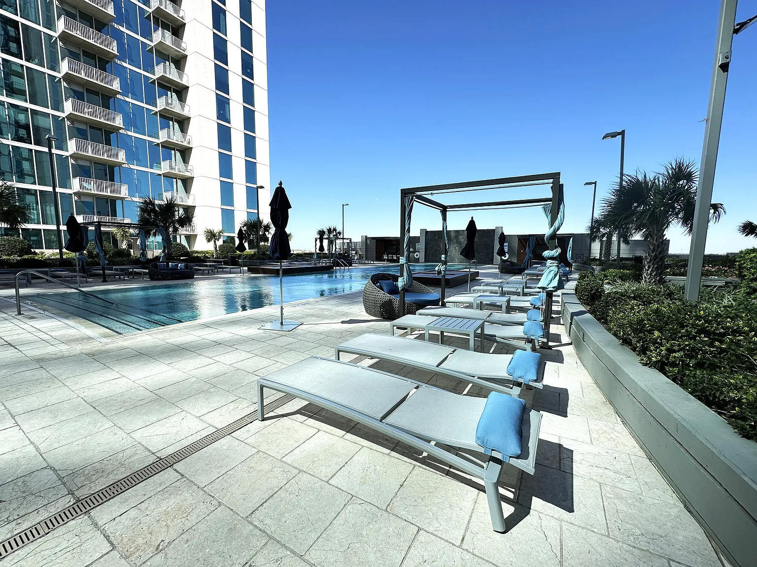 1 bed, 757 sqft, $1,795 — Photo 3