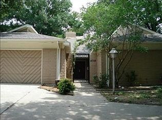 439 W Northgate Dr, Irving, TX 75062