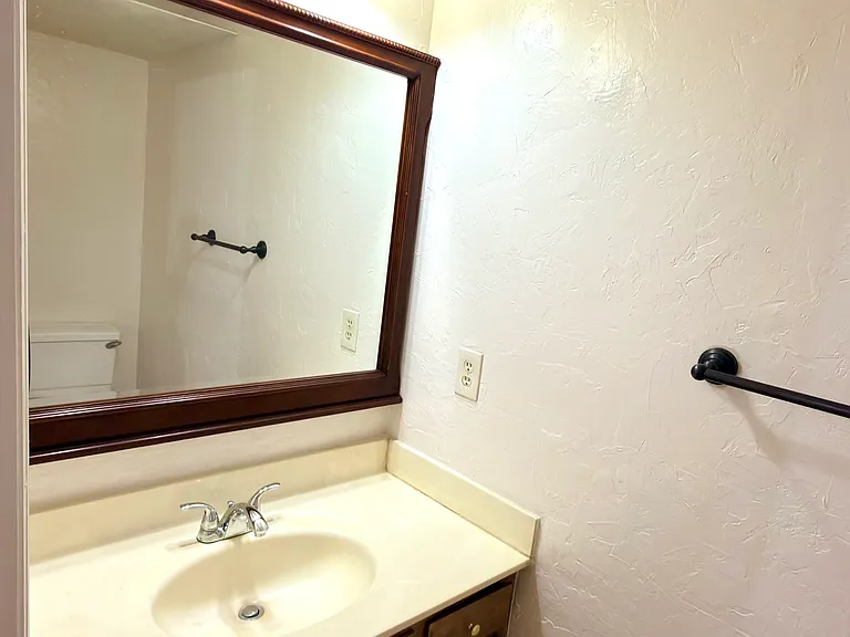 1654 Thrasher Pike — Photo 4