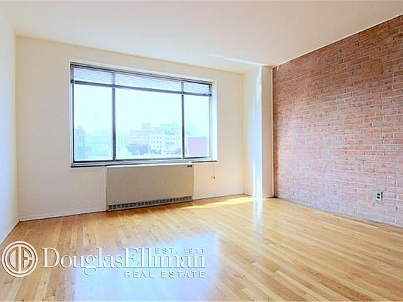 5th image of 259 W 10th St APT 4F