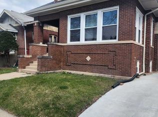 4921 N Central Park Ave, Chicago, IL 60625