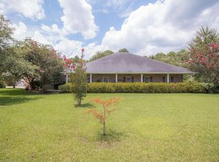 13911 Hummingbird Ln, Gulfport, MS 39503