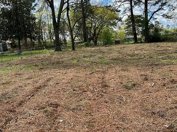 3rd image of 4319 Liberty Hill Rd