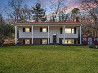 459 Lakeshore Terrace Rd, Hardy, VA 24101