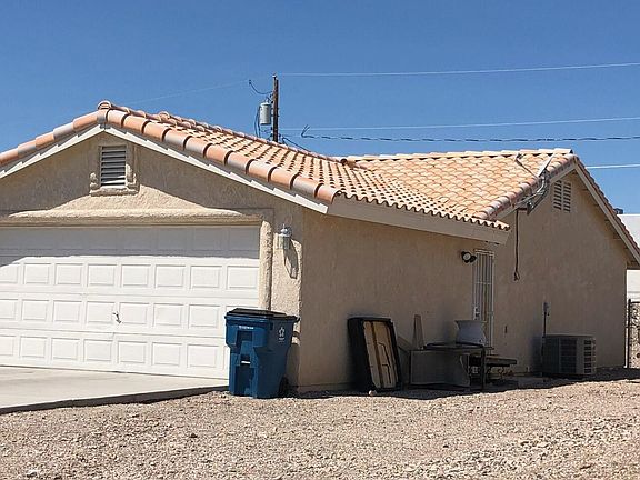 2nd image of 3627 Beechwood Dr
