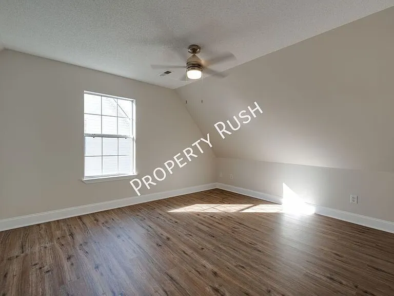 1565 Petty St SE — Photo 21