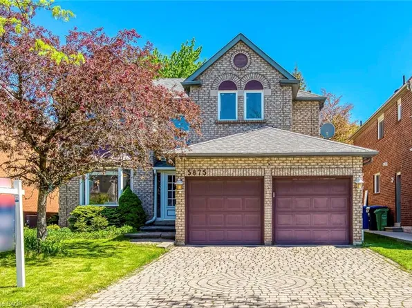 5875 Fieldon Rd, Mississauga, ON L5M 5K5