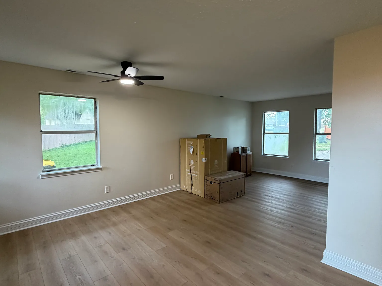 3 bed, 1042 sqft, $1,500 — Photo 4
