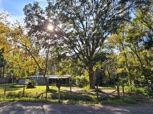 5043 Goodwin Rd, Brooksville, FL 34601