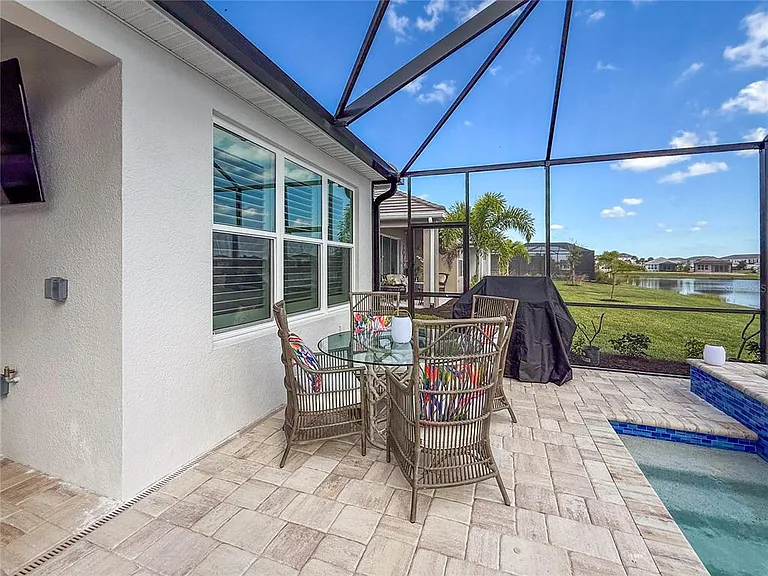 3263 Alba Cir — Photo 38