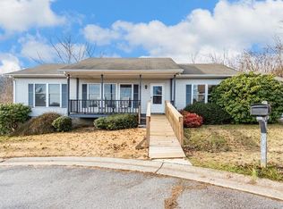43 Sydney Ln, Asheville, NC 28806