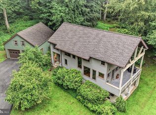 267 Pennocks Bridge Rd, West Grove, PA 19390