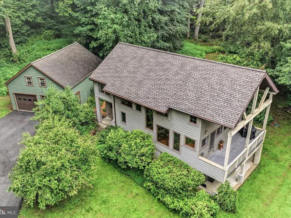 267 Pennocks Bridge Rd, West Grove, PA 19390