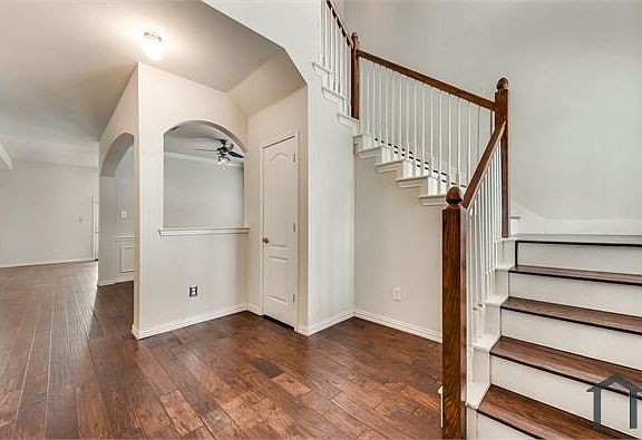 2nd image of 1225 Caudle Ln