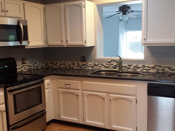 3rd image of 1541 W Placita Senda Chula