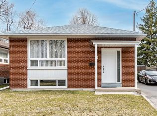 5 Applefield Dr, Toronto, ON M1P3X8