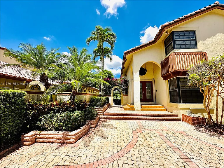 1832 Monte Carlo Way — Photo 3