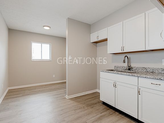 5th image of 1219 N Pershing Ave