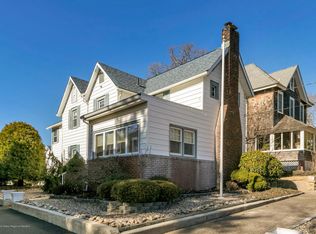 19 Oak Ave, Island Heights, NJ 08732