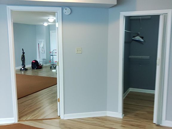 5th image of 2121 Nicholasville Rd APT 403