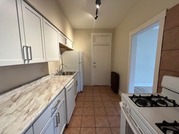 317 Holland Ave #2