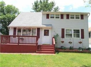 55 2nd Ave, Port Reading, NJ 07064