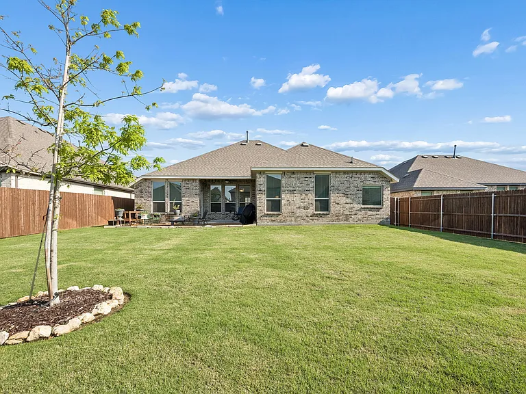 1009 Moss Grove Trl — Photo 19