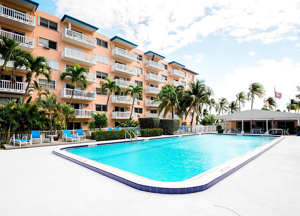 1st image of 2601 S Roosevelt Blvd APT 114C