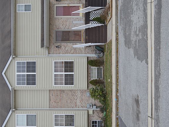 2nd image of 234 Vincent Cir