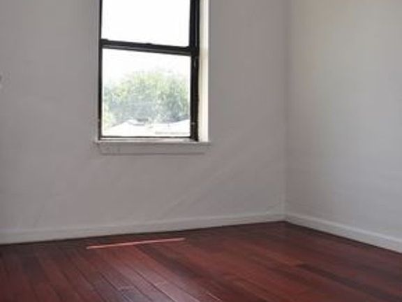 2nd image of 43 Madison St #Flr3b