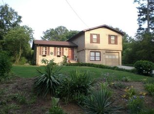 1982 Village Ct, Snellville, GA 30078