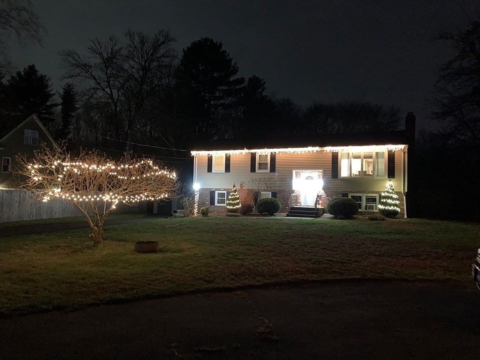 486 Leonard St, Raynham, MA 02767 Zillow